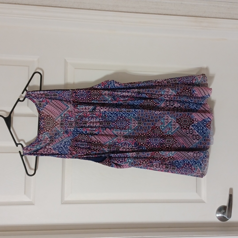 Top - Picture 3 of 3